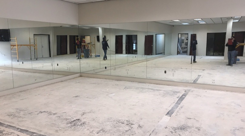 Custom Commercial Mirrors